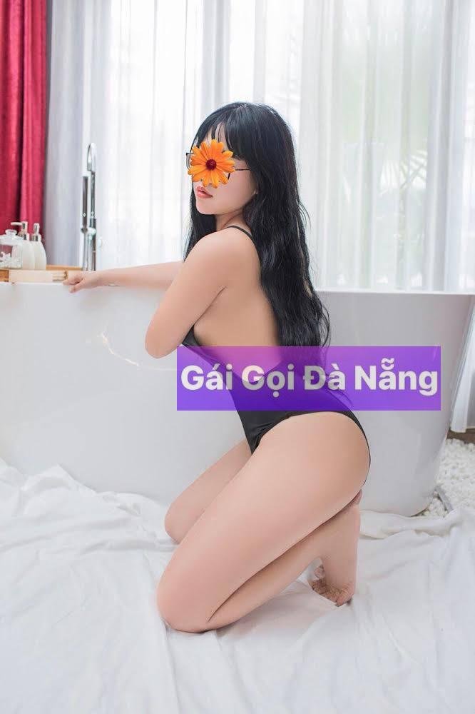 Thảo Nhi-Gái Xinh Đáng Yêu Làm Tình Tê Tái