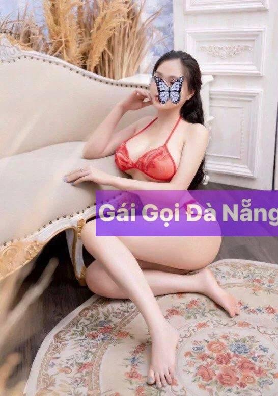 Thảo Tây Gái Gọi Sơn Trà: Em Có Khuôn Mặt Xinh Body Đẹp Rạo Rực Mùa Hè